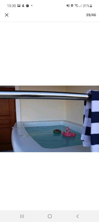 Sun Stories Suites Vóthon Екстериор снимка